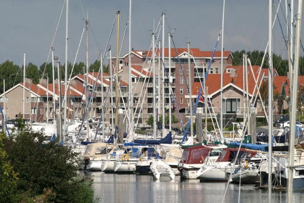 Hotel Restaurant Zeeland Tholen Eksteriør bilde