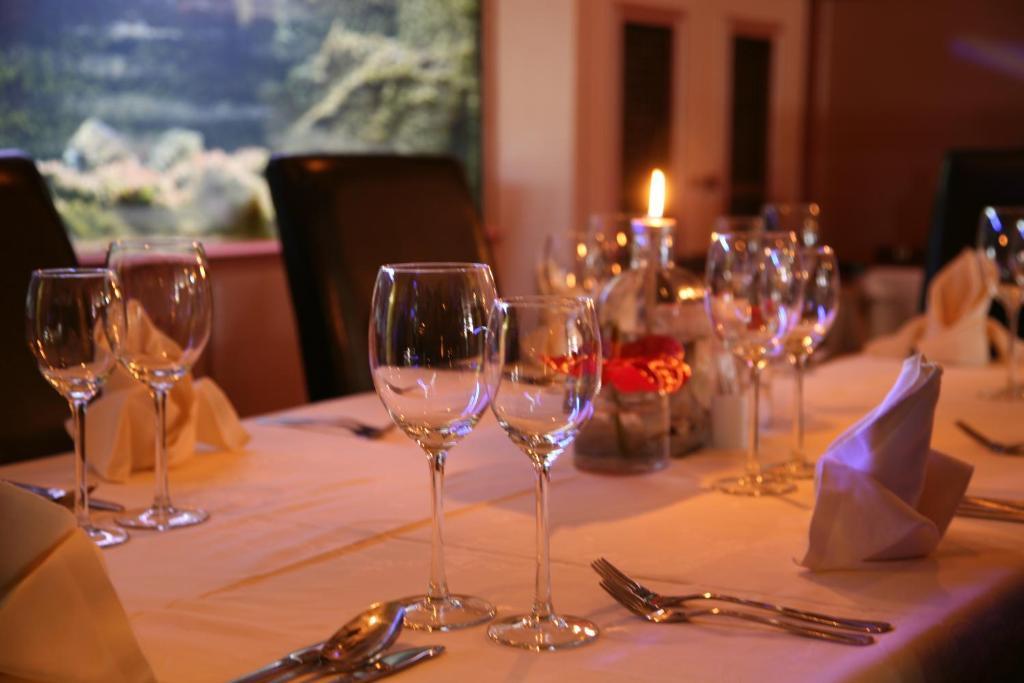 Hotel Restaurant Zeeland Tholen Eksteriør bilde